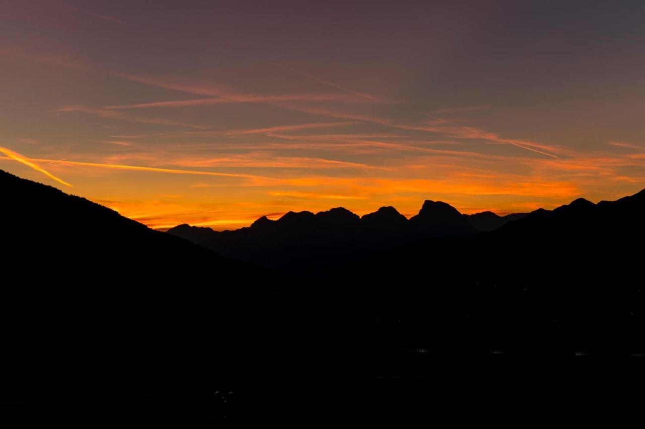 Apartment Wiesenhof - Natur & Weitblick Ueber Innsbruck - Ladestation Fuer Elektroautos Exteriör bild