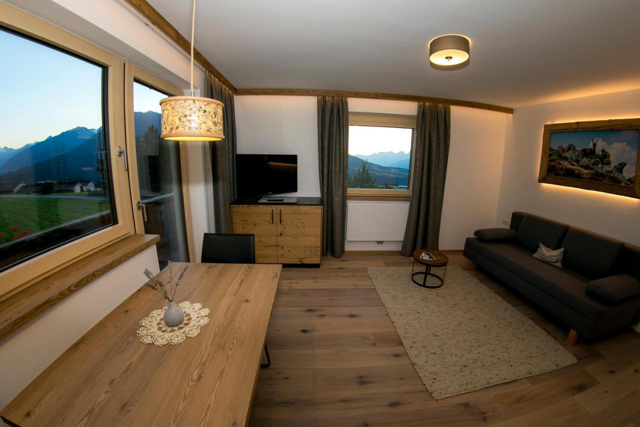 Apartment Wiesenhof - Natur & Weitblick Ueber Innsbruck - Ladestation Fuer Elektroautos Exteriör bild